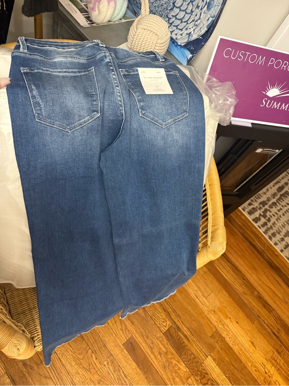 HIGH RISE WIDE LEG JEANS - Picture 5 of 6